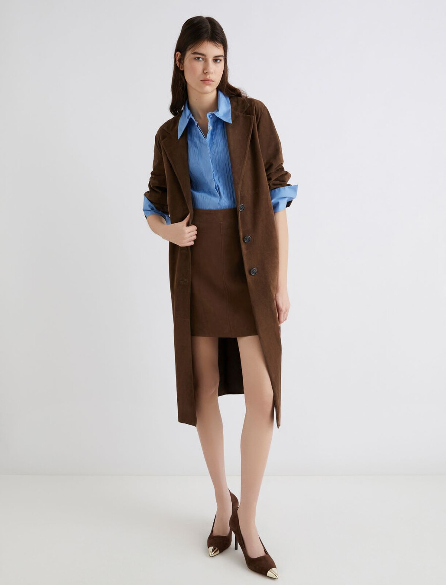 trenchcoat i mocka - brun