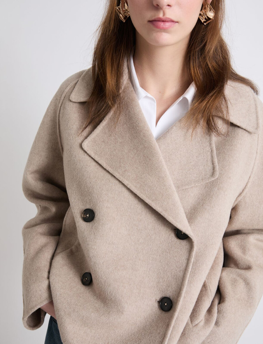 kort trenchcoat i dubbelt tyg - crÈme