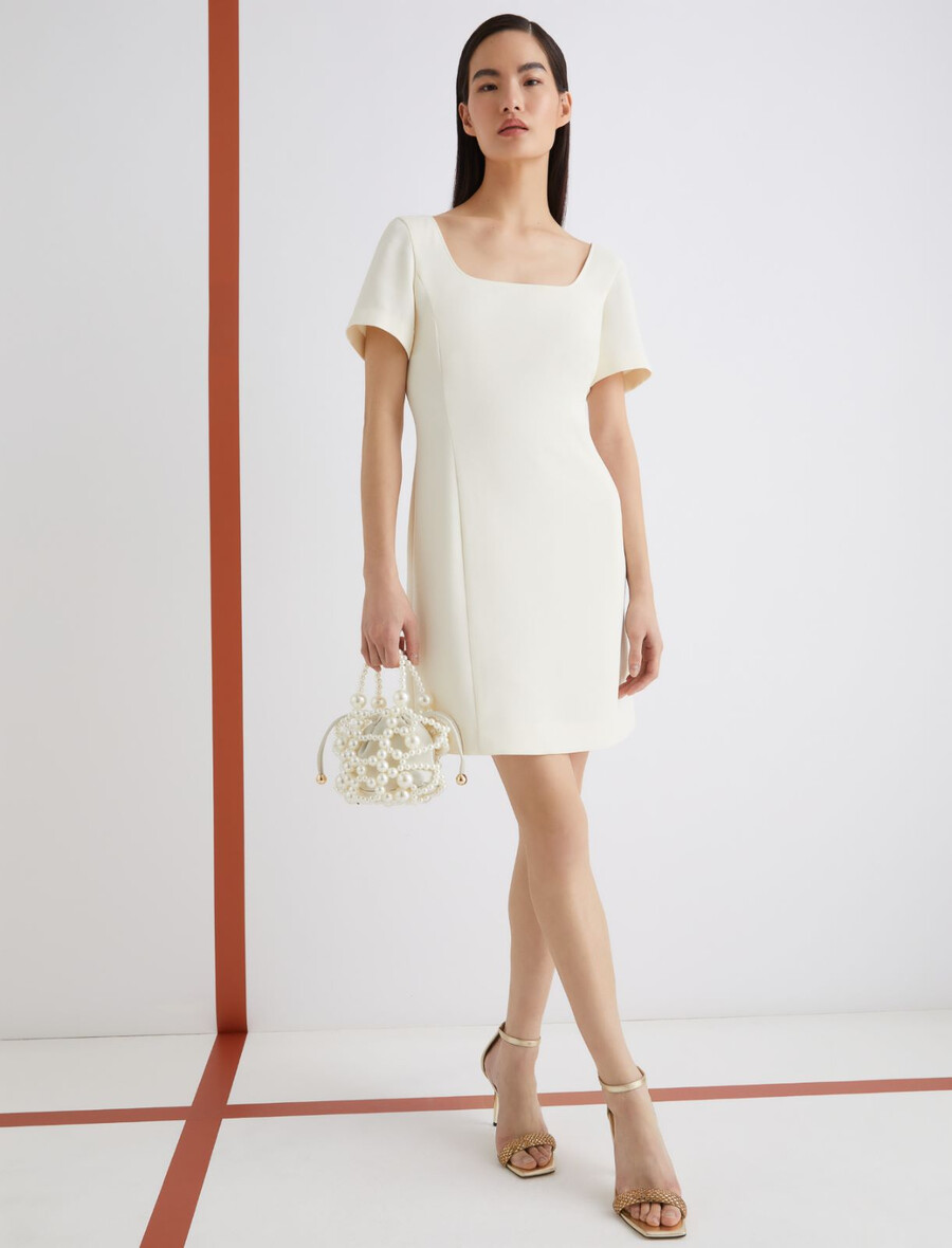 figursydd klänning - wool white
