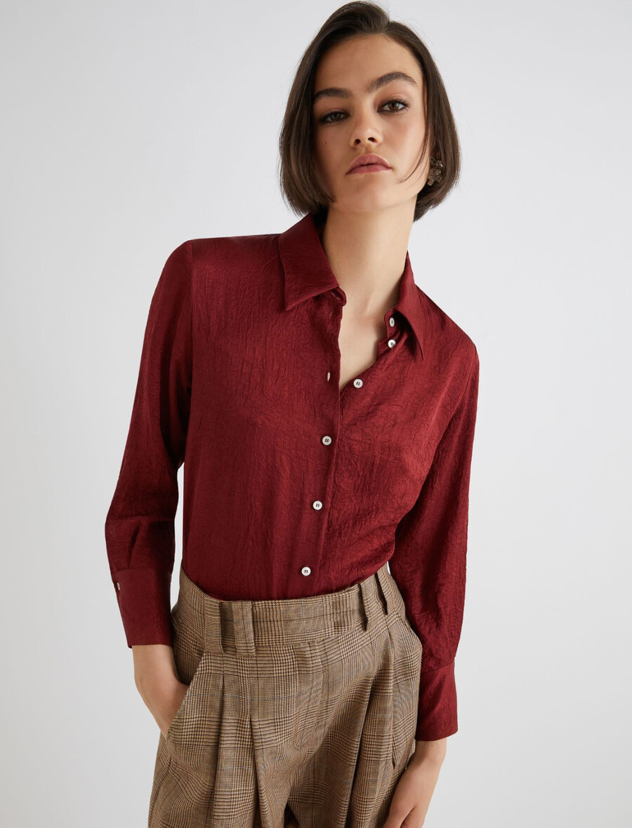 skjorta med skrynklig look - bordeaux