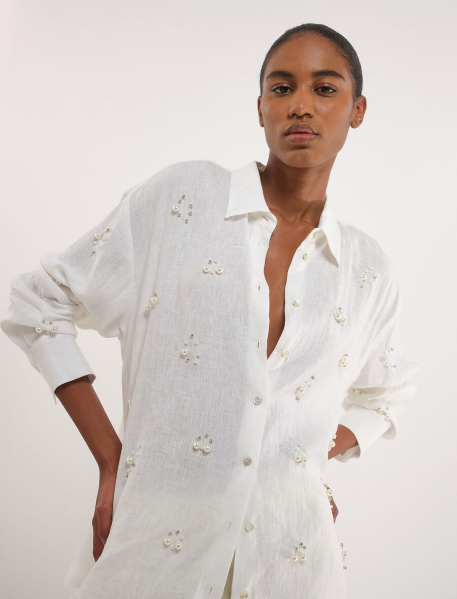 pärl- och nitprydd oversized skjorta - wool white